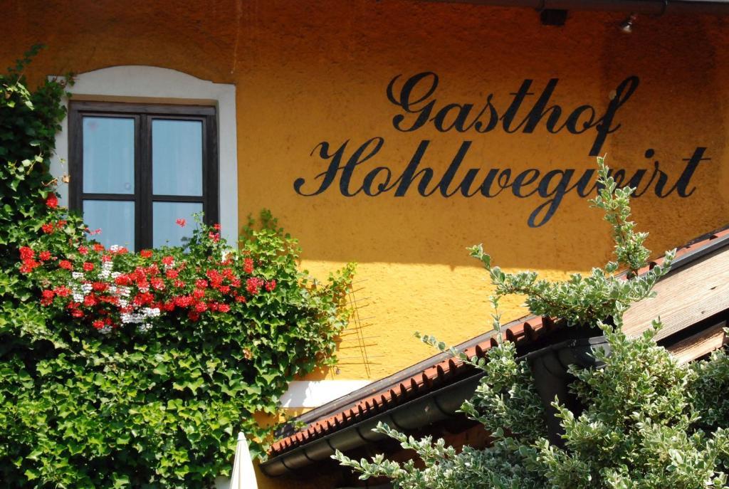 Gasthof Hohlwegwirt Hallein Exterior photo